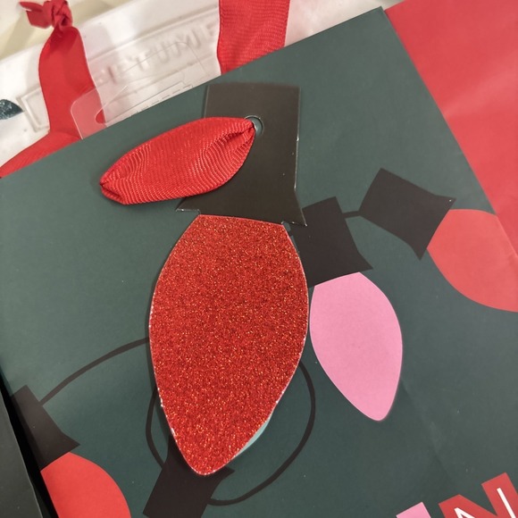 3 Pcs Wine Bottle Gift Bags  Place & Time Holiday 5.2 x 13.2 Christmas - Picture 3 of 8